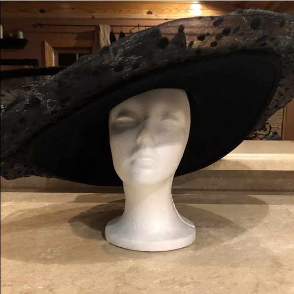 NEW MARKDOWN- Ms. Divine Wool Hat - Picture 2 of 4